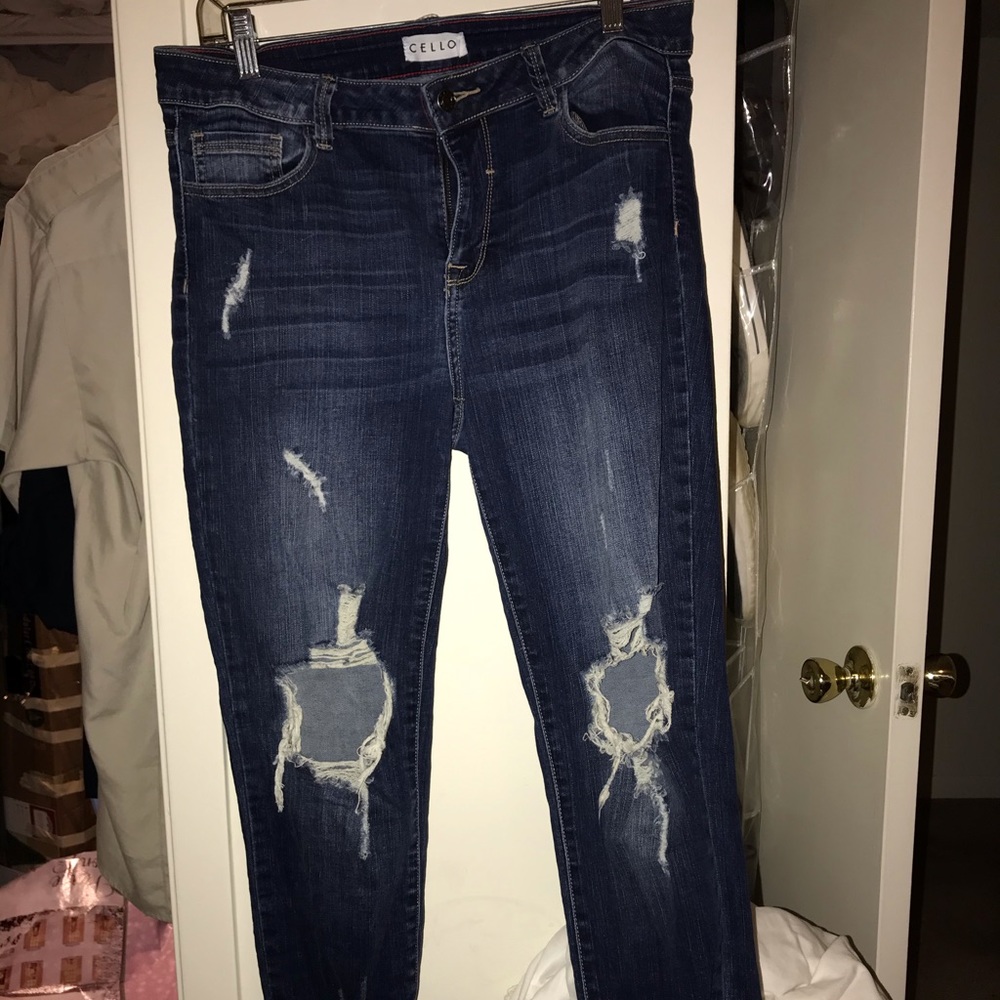 Distressed Skinny Jeans
